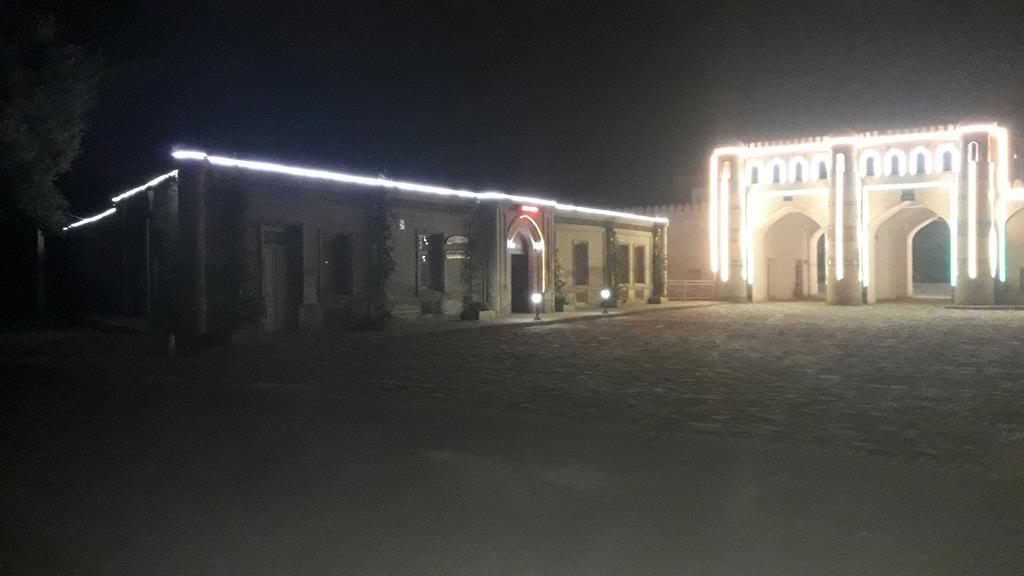 Отель Qosha Darvoza Хива Экстерьер фото